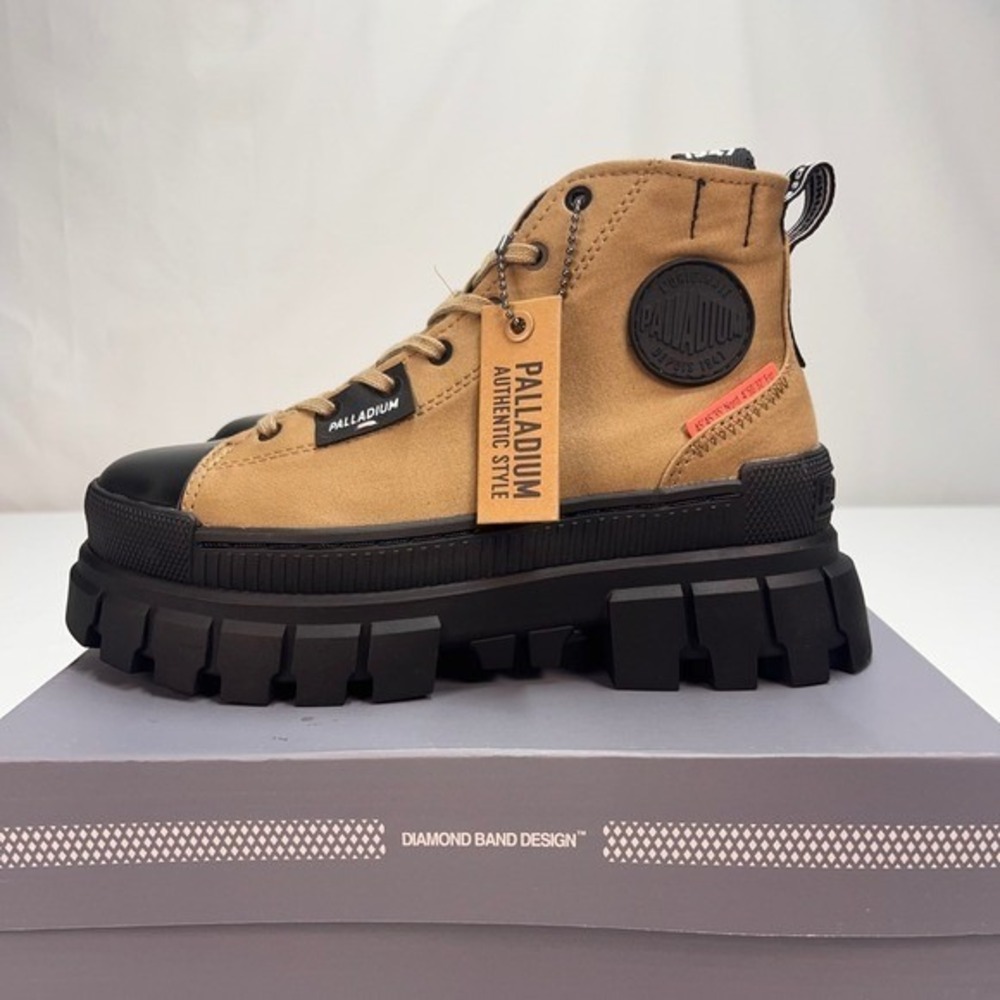 Palladium Revolt Hi TX Olive Women's Platform Lug Sole Ankle Boots - Picture 6 of 10
